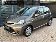 Toyota Aygo - 1.0 VVT-i Aspiration 5 deurs | Airco LED Facelift | SCHADE