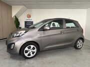 Kia Picanto - 1.0 CVVT ISG Comfort Pack GEEN APK motor rookt, Schade recht