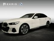BMW 5-serie - 520 5 Serie Sedan 520d | M-Sportpakket | LED | HUD | A