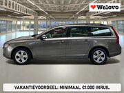 Volvo V70 - 2.5FT Momentum Incl. BTW, leder, trekhaak, electr. klep, ver