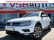 Volkswagen Tiguan - 1.4 TSI ACT 150PK SOUND LED CARPLAY NAVI ECC-AIRCO LMV PDC