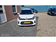 Kia Picanto - 1.0 CVVT DynamicLine stoelverwarming , sportvelgen , lage km