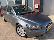 Volvo S40 - 2.4 Elite / AUT / Leder / PDC / AUT / Clima / Cruise / LM /