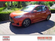 Toyota Yaris - 1.5 Hybrid 116pk CVT Dynamic + trekhaak , bij Toyota special