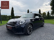 MINI Cooper - 5-Deurs 1.5 | Wit Leder - Carplay | Stoelverwarming | Donker