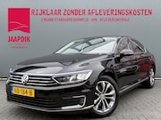 Volkswagen Passat - BWJ 2016 1.4 TSI GTE 231 PK Connected Series TREKHAAK | FULL