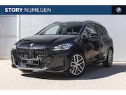 BMW 2-serie Active Tourer - 225e xDrive M Sport Automaat / Panoramadak / Trekhaak / Spor