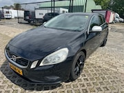 Volvo V60 - 2.0 D3 Summum