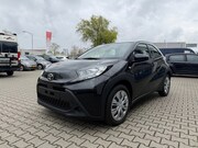 Toyota Aygo X - 1.0 VVT-i S-CVT Play Automaat stoelverwarming, keyless etc (