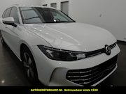 Volkswagen Passat - Variant 2.0 TDI 150 PK Automaat ACC Trekhaak LED Massage 360