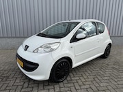 Peugeot 107 - 1.0-12V XR