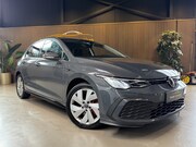 Volkswagen Golf - 2.0 TDI Style AUTOMAAT | STOELVERWARMING |