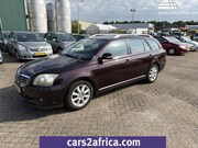 Toyota Avensis - 1.8 VVTi Luna