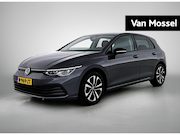 Volkswagen Golf - 1.0 eTSI Life | 110 PK | Automaat | Adaptieve Cruise Control
