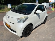 Toyota iQ - 1.0 VVTi Aspiration + NWE KOPPELING