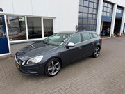 Volvo V60 - 1.6 T3 R-Design