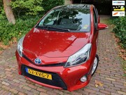 Toyota Yaris - 1.5 Full Hybrid Dynamic Pano/Navi/Zwart Leder