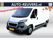 Peugeot Boxer - 330 2.0 BlueHDI L2H2 Pro Navigatie / Camera / Trekhaak / PDC