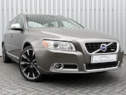 Volvo V70 - 3.0 T6 AWD Summum | Aut | leder |285pk| Youngtimer | Xenon |