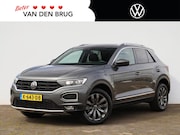 Volkswagen T-Roc - 1.5 TSI Sport 150PK DSG | Led | Trekhaak | Navigatie | Camer