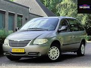 Chrysler Voyager - 2.4i SE Luxe/NAP/APK/7PERSOONS/TREKHAAK/DO