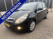 Hyundai i20 - 1.2i DynamicVersion 5-drs Airco APK Keurige auto