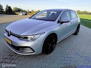Volkswagen Golf - 1.0 eTSI Life Business