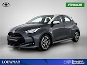Toyota Yaris - 1.5 Hybrid Style bi-tone | Head-Up Display| Parkeersensoren