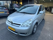 Toyota Verso - 1.8 VVT-i Sol 7PERS AUTOMAAT LEDER CLIMA TREKHAAK PARKEERSEN