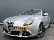 Alfa Romeo Giulietta - BJR 2010 1.7 TBi 236 PK Quadrifoglio Verde HALF LEDER | CLIM