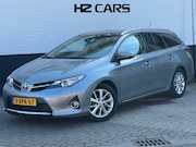 Toyota Auris - 1.8 Hybrid Lease+|Pano|Trekhaak|Keyless|Camera