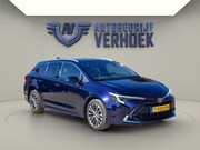 Toyota Corolla - Touring Sports Hybrid 140 First Edition Trekhaak - NL Auto -