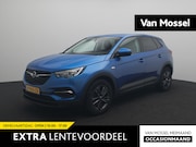 Opel Grandland - 1.2 Turbo 120 Jaar Edition | Navigatie| Apple Carplay | Clim