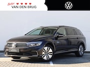 Volkswagen Passat - Variant 1.4 TSI PHEV GTE Business 218PK DSG | Led Matrix | T