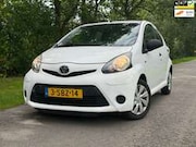 Toyota Aygo - 1.0 VVT-i Now | " 147.000 " KM + 5 Deurs + Nwe APK