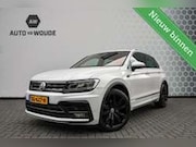 Volkswagen Tiguan - 1.4 TSI Highline R-line PANO NAP Trekhaak Suzuka