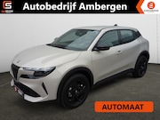 Alfa Romeo Junior - 1.2 Turbo Hybrid (136PK) Ibrida Speciale Géén Afleverkosten