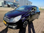 Opel Corsa - 1.4-16V Business LOOPT OP 3 CILINDERS!!