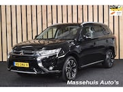 Mitsubishi Outlander - 2.0 PHEV Executive Edition Trekhaak 4WD Camera Clima Stoelve