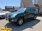 Toyota Land Cruiser - 3.0 D-4D SX Window Van Aut. 4WD Clima