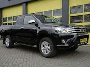 Toyota HiLux - 2.4 D-4D-F Xtra Cab Professional Navi