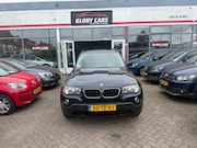 BMW X3 - 2.0i Business Line LEER-VOOR EN ACHTER PDC