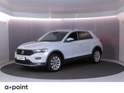 Volkswagen T-Roc - 1.5 TSI Style Business 150 pk | Navigatie | Trekhaak (afneem