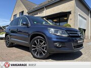 Volkswagen Tiguan - 1.4 TSI Automaat Sport&Style Trekhaak / All-Seasons / Parkee