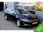 Volkswagen Passat - Variant 1.5 TSI Business O.a: PDC, Clima, Navi, ACC, Carplay