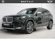 BMW X1 - sDrive18i Panoramadak | Harman Kardon | Head Up | Stuurverwa