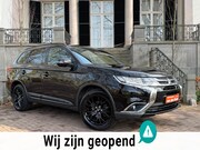 Mitsubishi Outlander - 2.0 Instyle+ 4WD 7P Automaat BLACK-LINE Navi Sch-Dak 360C Ca