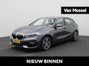 BMW 1-serie - 118i Executive Edition 140PK | Automaat | Navigatie | Half-L