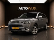 Mitsubishi Outlander - 2.0 PHEV Instyle+|PANO|LEDER|CAMERA|TREKHAAK