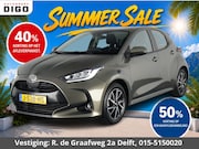 Toyota Yaris - 1.5 VVT-i First Edition | Navigatie | Camera | Lichtmetalen